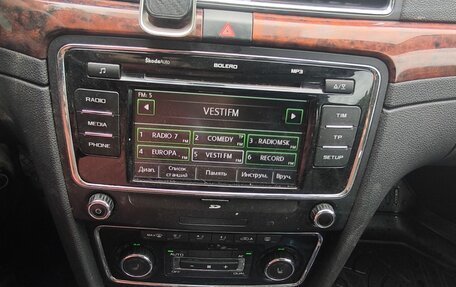Skoda Superb III рестайлинг, 2011 год, 1 100 000 рублей, 13 фотография