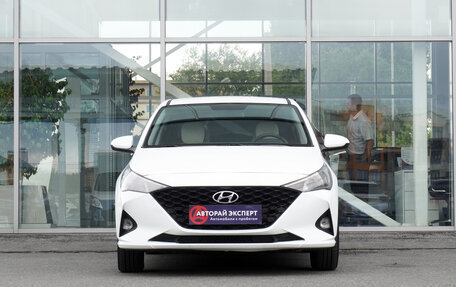 Hyundai Solaris II рестайлинг, 2021 год, 1 515 000 рублей, 2 фотография
