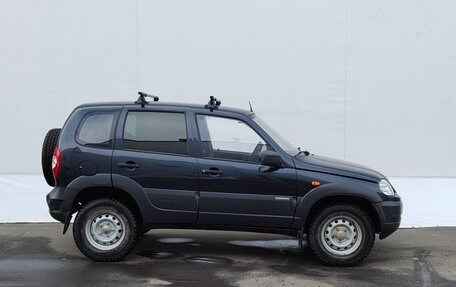 Chevrolet Niva I рестайлинг, 2010 год, 325 000 рублей, 4 фотография