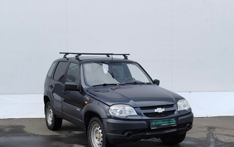 Chevrolet Niva I рестайлинг, 2010 год, 325 000 рублей, 3 фотография