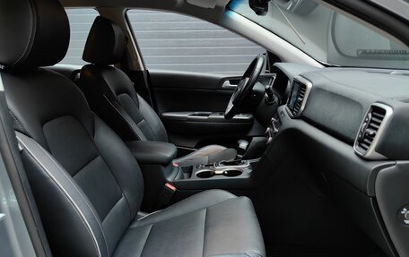 KIA Sportage IV рестайлинг, 2019 год, 2 400 000 рублей, 25 фотография