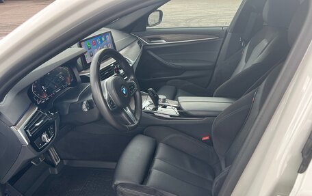 BMW 5 серия, 2021 год, 3 500 000 рублей, 13 фотография