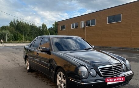 Mercedes-Benz E-Класс, 2000 год, 330 000 рублей, 3 фотография