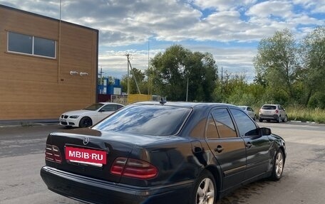 Mercedes-Benz E-Класс, 2000 год, 330 000 рублей, 4 фотография