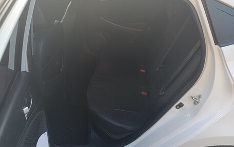 Hyundai Solaris II рестайлинг, 2014 год, 1 100 000 рублей, 12 фотография