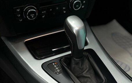 BMW 3 серия, 2010 год, 2 499 000 рублей, 18 фотография