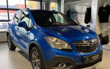 Opel Mokka I, 2014 год, 1 015 000 рублей, 2 фотография
