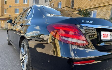 Mercedes-Benz E-Класс, 2019 год, 3 000 000 рублей, 12 фотография