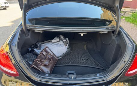 Mercedes-Benz E-Класс, 2019 год, 3 000 000 рублей, 23 фотография