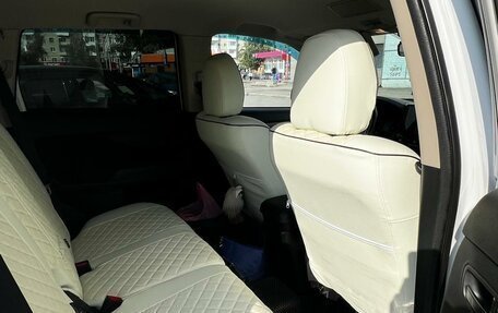 Mitsubishi Outlander III рестайлинг 3, 2017 год, 2 000 000 рублей, 8 фотография