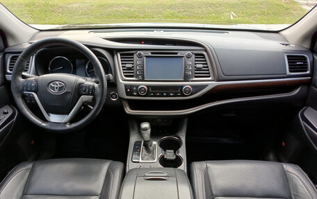 Toyota Highlander III, 2015 год, 2 698 000 рублей, 14 фотография