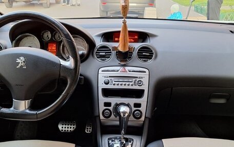 Peugeot 408 I рестайлинг, 2015 год, 650 000 рублей, 3 фотография