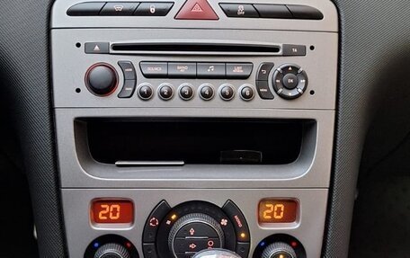 Peugeot 408 I рестайлинг, 2015 год, 650 000 рублей, 8 фотография