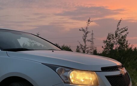 Chevrolet Cruze II, 2011 год, 650 000 рублей, 2 фотография
