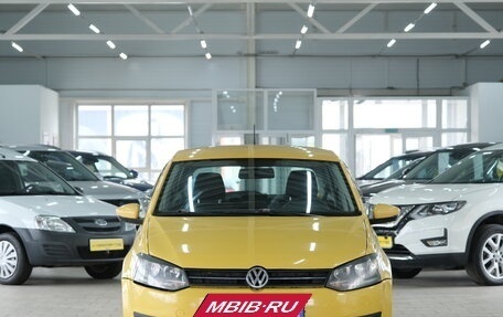 Volkswagen Polo VI (EU Market), 2011 год, 639 000 рублей, 2 фотография