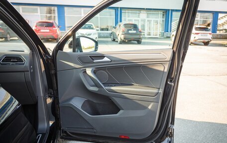 Volkswagen Tiguan II, 2020 год, 4 800 000 рублей, 6 фотография