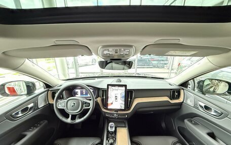 Volvo XC60 II, 2025 год, 9 800 000 рублей, 7 фотография