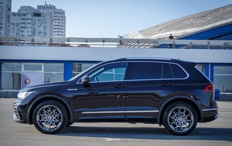 Volkswagen Tiguan II, 2020 год, 4 800 000 рублей, 2 фотография