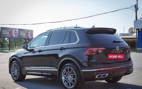 Volkswagen Tiguan II, 2020 год, 4 800 000 рублей, 3 фотография