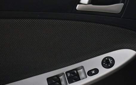 Hyundai Solaris II рестайлинг, 2011 год, 550 000 рублей, 8 фотография
