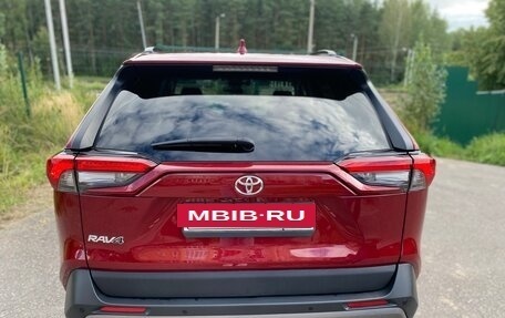 Toyota RAV4, 2020 год, 3 440 000 рублей, 4 фотография