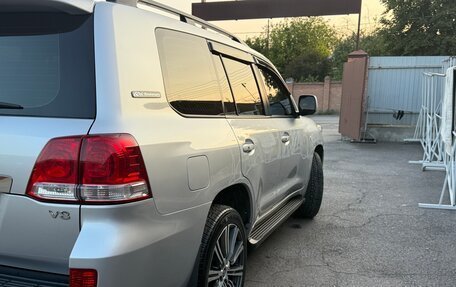 Toyota Land Cruiser 200, 2010 год, 3 550 000 рублей, 4 фотография