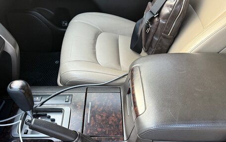 Toyota Land Cruiser 200, 2010 год, 3 550 000 рублей, 12 фотография