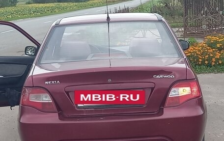 Daewoo Nexia I рестайлинг, 2011 год, 150 000 рублей, 4 фотография