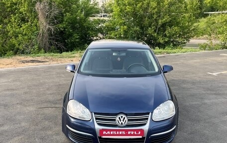 Volkswagen Jetta VI, 2006 год, 420 000 рублей, 2 фотография