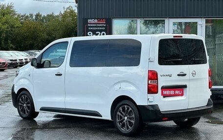 Opel Vivaro, 2021 год, 2 860 000 рублей, 5 фотография