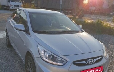 Hyundai Solaris II рестайлинг, 2013 год, 720 000 рублей, 1 фотография