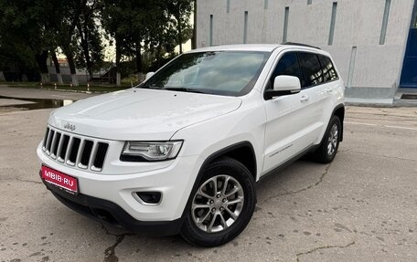 Jeep Grand Cherokee, 2014 год, 2 100 000 рублей, 2 фотография
