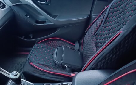 Hyundai Elantra V, 2012 год, 999 999 рублей, 13 фотография