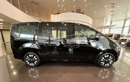 Hyundai Staria, 2025 год, 9 250 000 рублей, 4 фотография