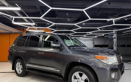 Toyota Land Cruiser 200, 2014 год, 4 499 000 рублей, 3 фотография