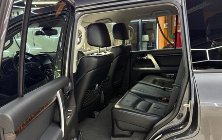 Toyota Land Cruiser 200, 2014 год, 4 499 000 рублей, 13 фотография