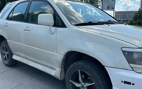 Lexus RX IV рестайлинг, 1999 год, 600 000 рублей, 2 фотография