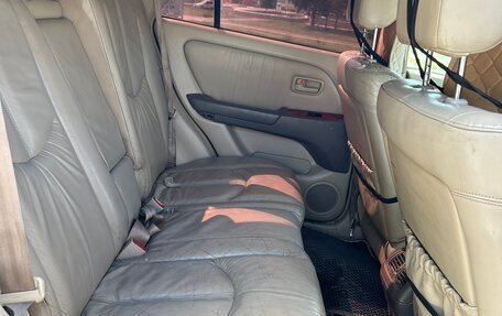 Lexus RX IV рестайлинг, 1999 год, 600 000 рублей, 8 фотография