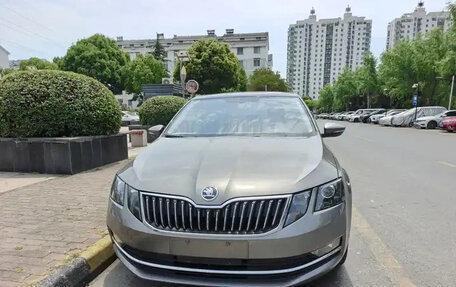 Skoda Octavia, 2021 год, 1 300 000 рублей, 2 фотография