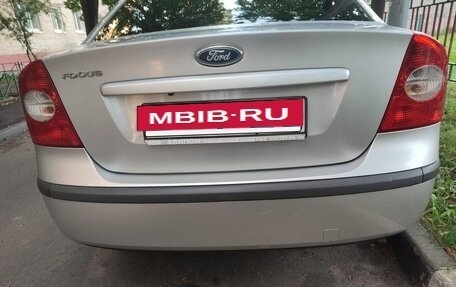 Ford Focus II рестайлинг, 2006 год, 700 000 рублей, 3 фотография