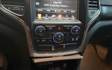 Jeep Grand Cherokee, 2013 год, 2 400 000 рублей, 9 фотография