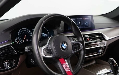 BMW 5 серия, 2018 год, 3 789 659 рублей, 14 фотография