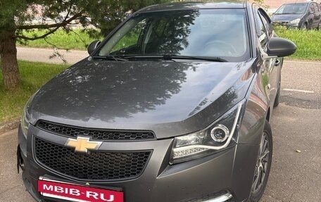 Chevrolet Cruze II, 2011 год, 600 000 рублей, 5 фотография