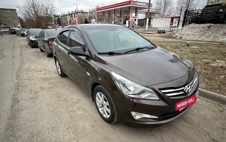 Hyundai Solaris II рестайлинг, 2015 год, 1 100 000 рублей, 8 фотография