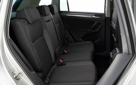 Volkswagen Tiguan II, 2018 год, 2 449 050 рублей, 7 фотография