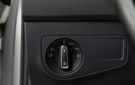 Volkswagen Tiguan II, 2018 год, 2 449 050 рублей, 16 фотография