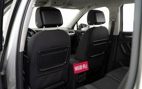 Volkswagen Tiguan II, 2018 год, 2 449 050 рублей, 11 фотография
