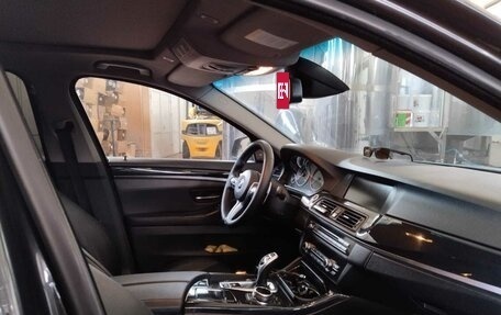 BMW 5 серия, 2010 год, 1 550 000 рублей, 5 фотография
