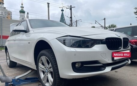 BMW 3 серия, 2015 год, 2 750 000 рублей, 27 фотография