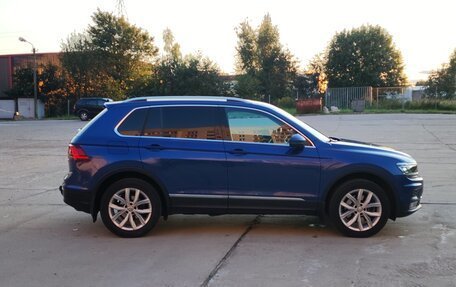 Volkswagen Tiguan II, 2018 год, 2 770 000 рублей, 8 фотография